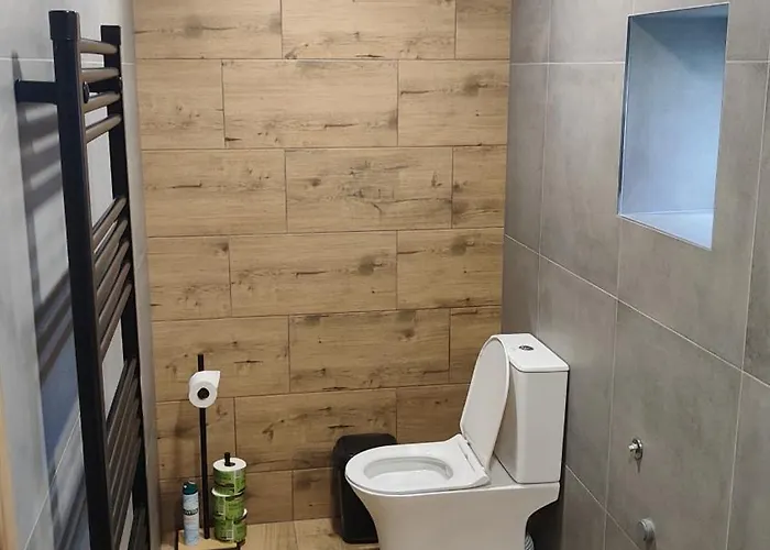 Basarija アパート *